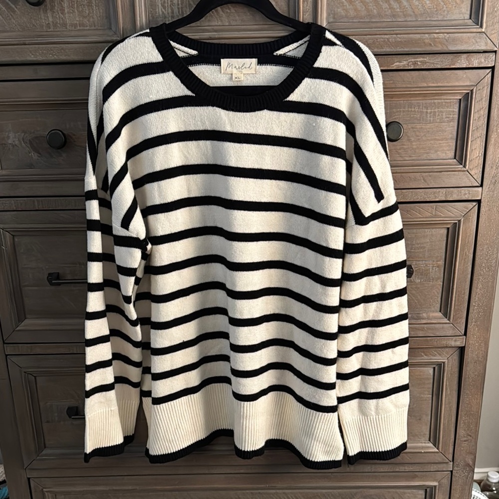 Super Soft Black and White Sweater